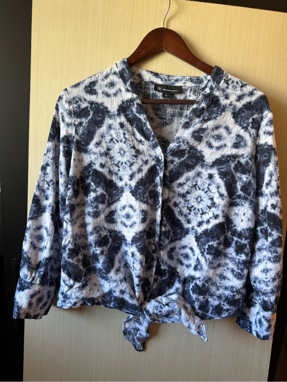 INC Women's Blue & White Tie-Front Button Shirt